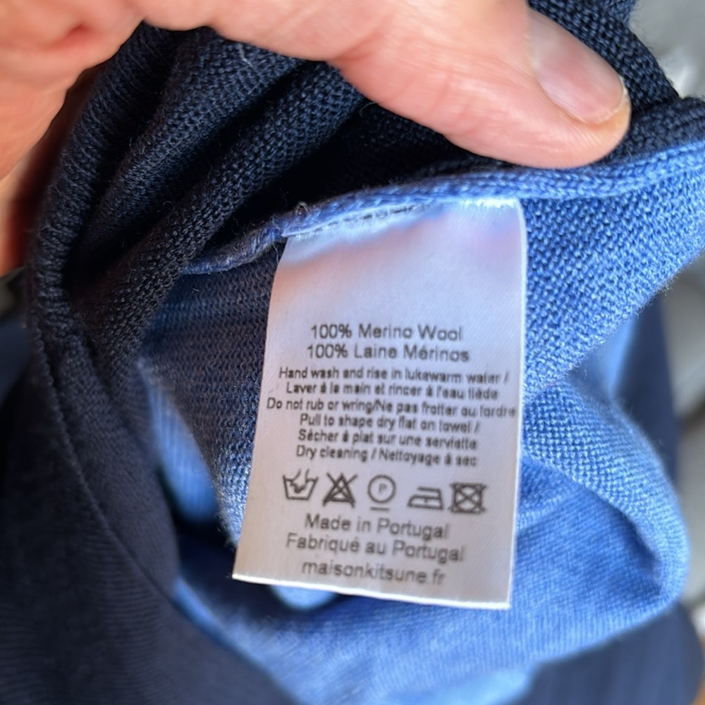 Kitsuné Merino Wool V-neck Sweater - Picture 5 of 5
